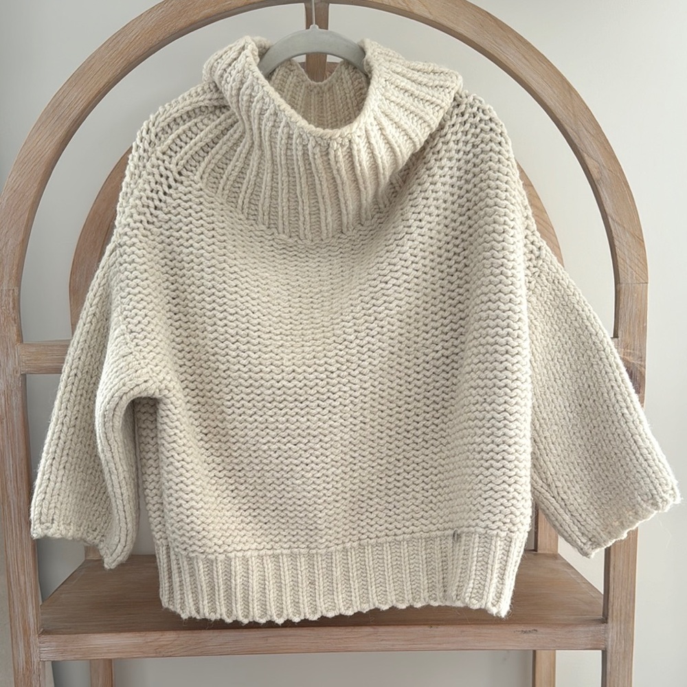 Cocomore - Cozy Cream Turtleneck Sweater